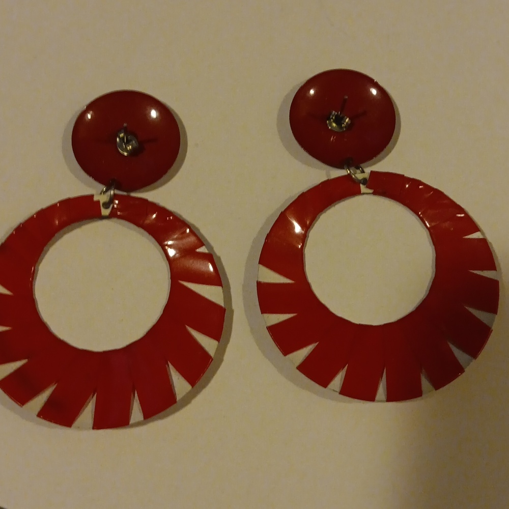 Vintage Orange and Red Earrings - Picture 4 of 4